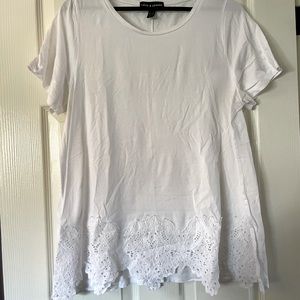 2X white embroidered edge shirt